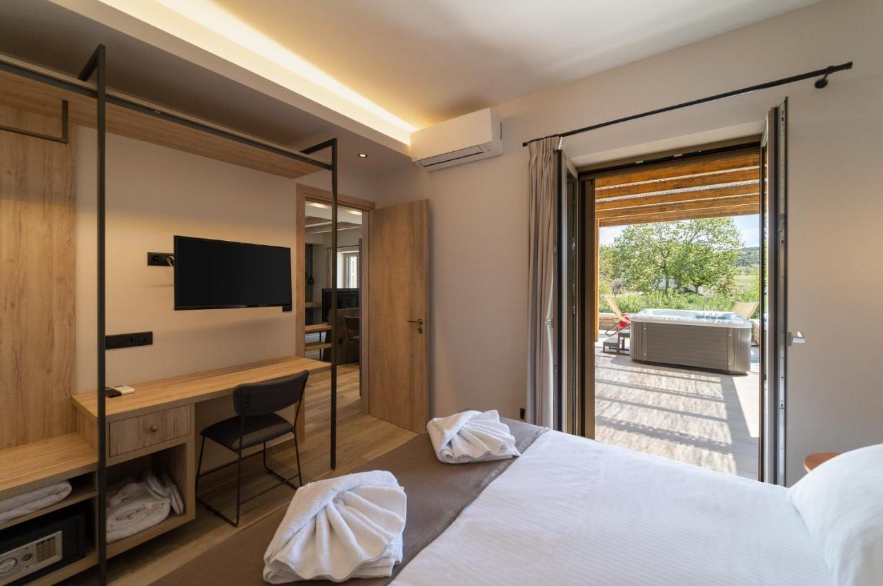 Quinta Essentia Suites Foiniki Екстер'єр фото